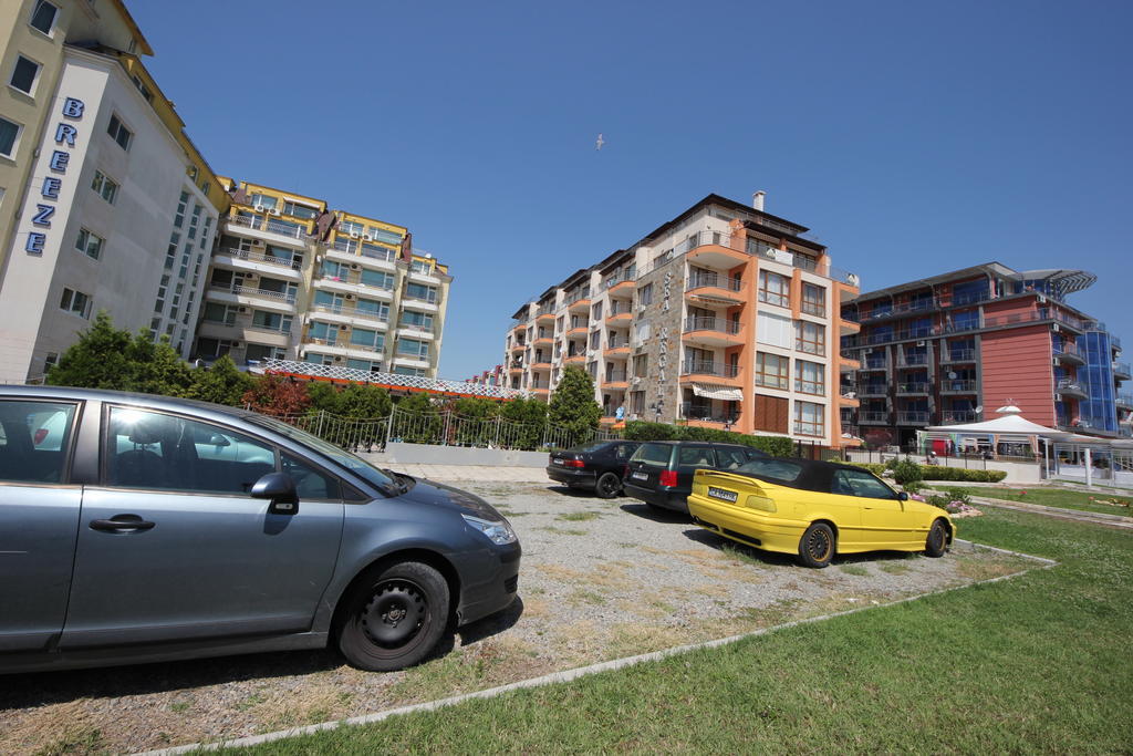 Menada Sea Regal Apartments Slântsjev Brjag Eksteriør bilde