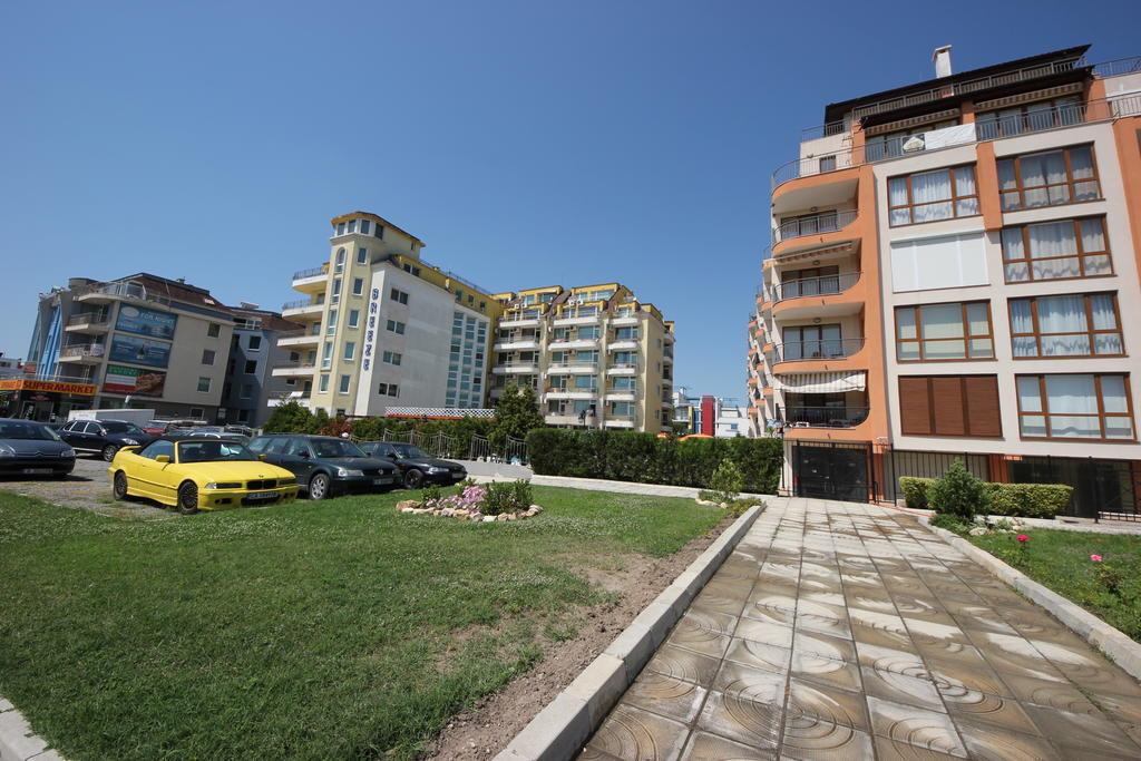 Menada Sea Regal Apartments Slântsjev Brjag Eksteriør bilde
